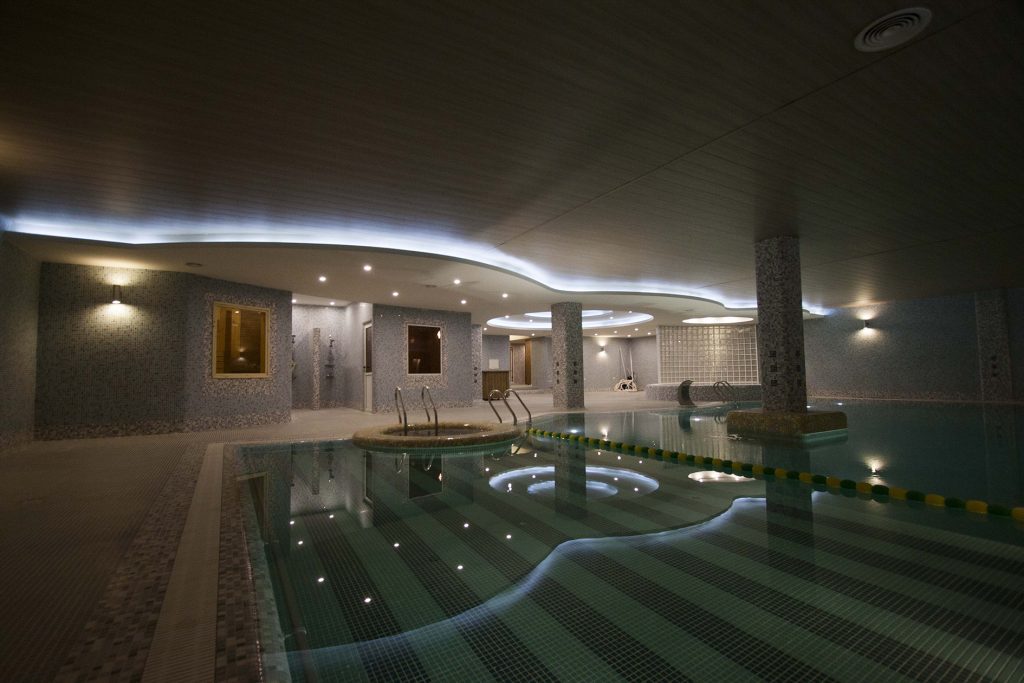 pool (39)
